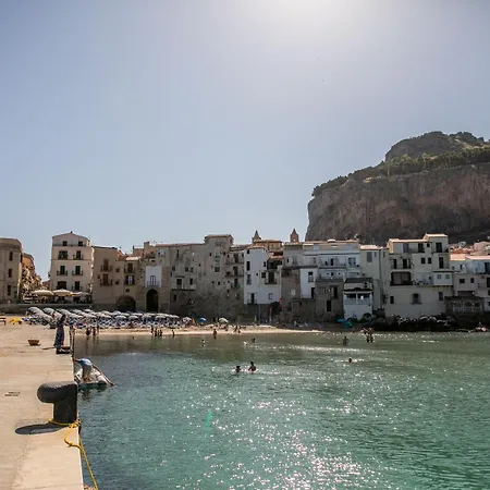 بيت للعطل A 38passi Dal Mare