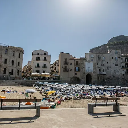 Dom wakacyjny A 38passi Dal Mare Cefalù